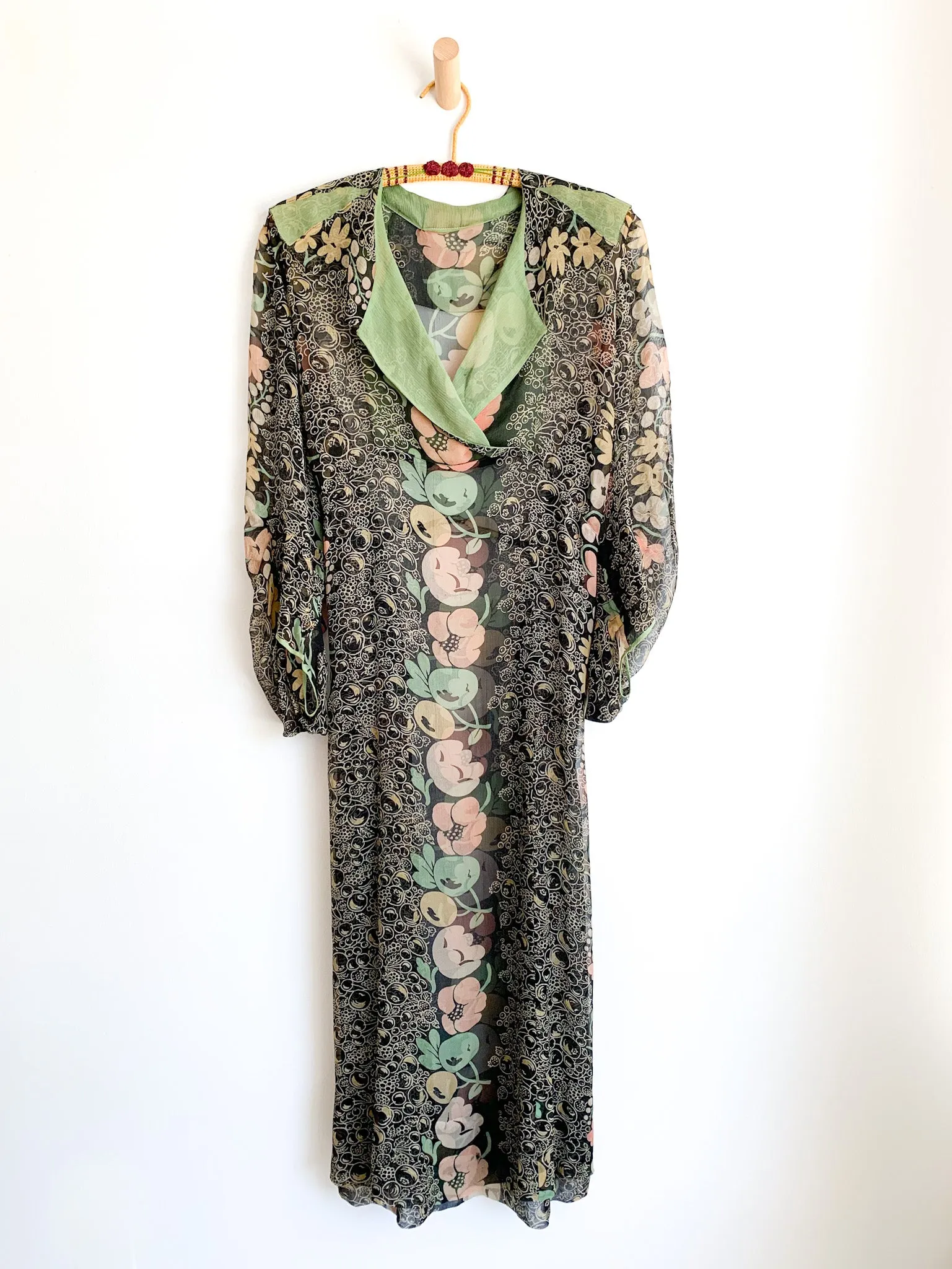 1920’s Floral Silk Chiffon Dress wounded beauty*