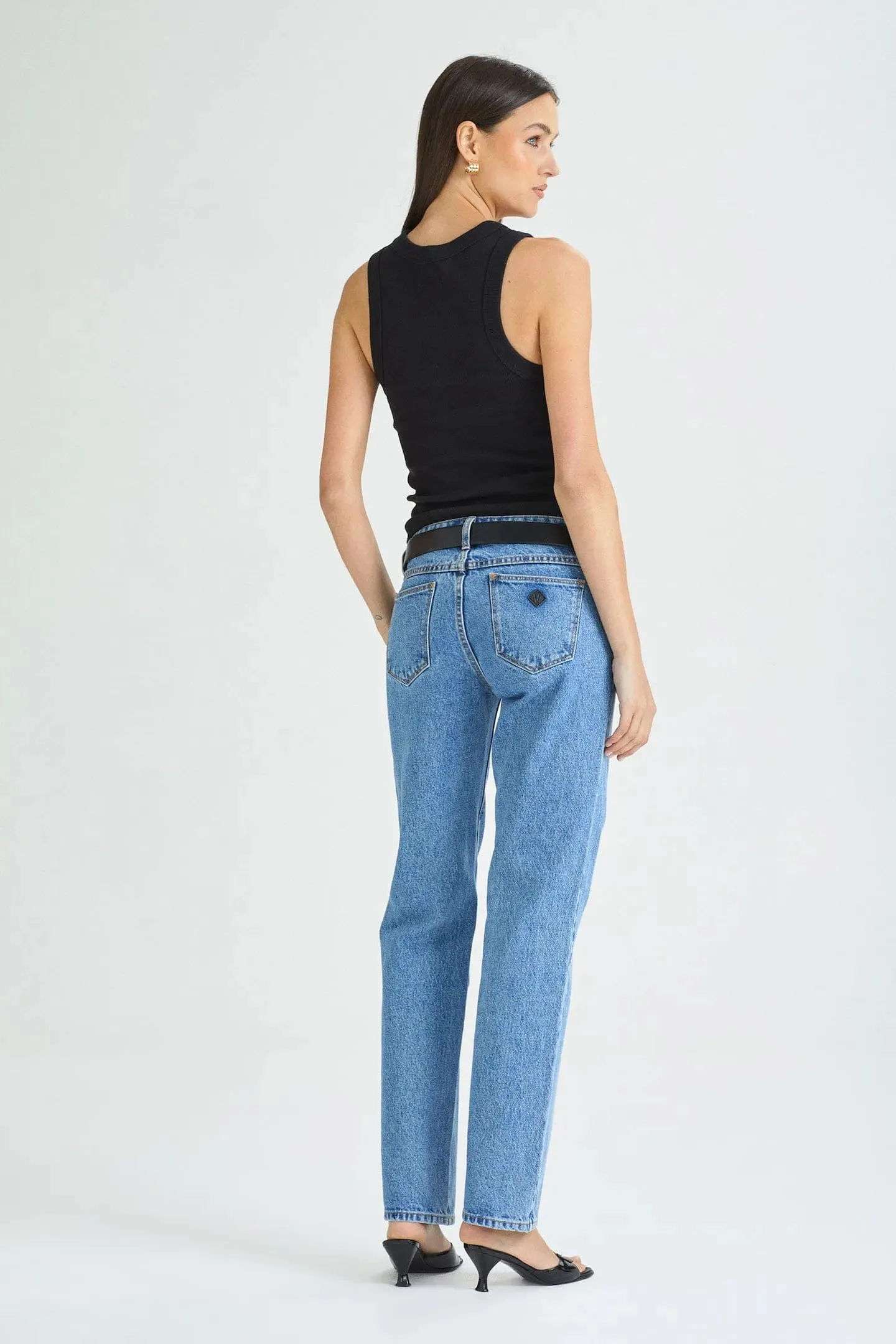 A 99 Low Straight Sadie