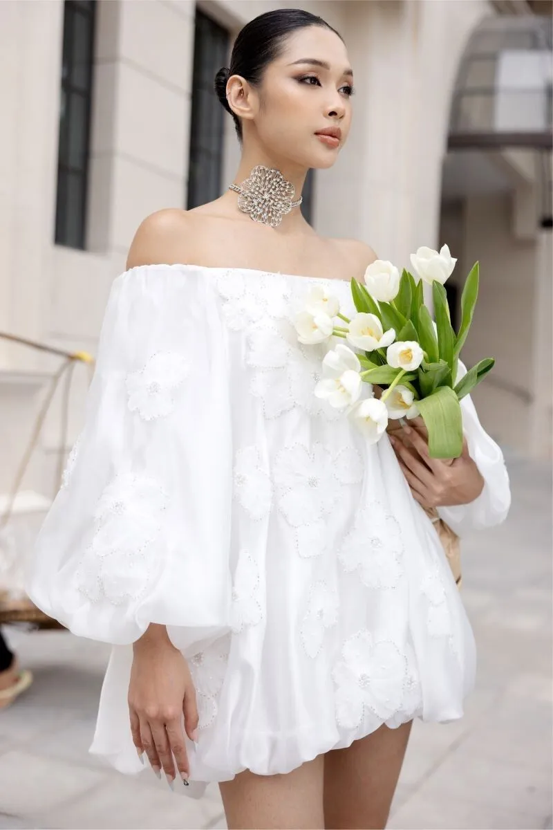 AIMEE WHITE SHINY SILK 3D FLORAL MINI DRESS