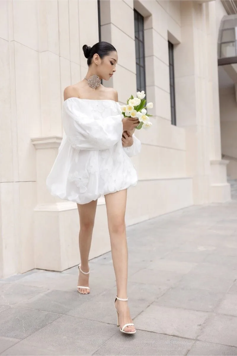 AIMEE WHITE SHINY SILK 3D FLORAL MINI DRESS