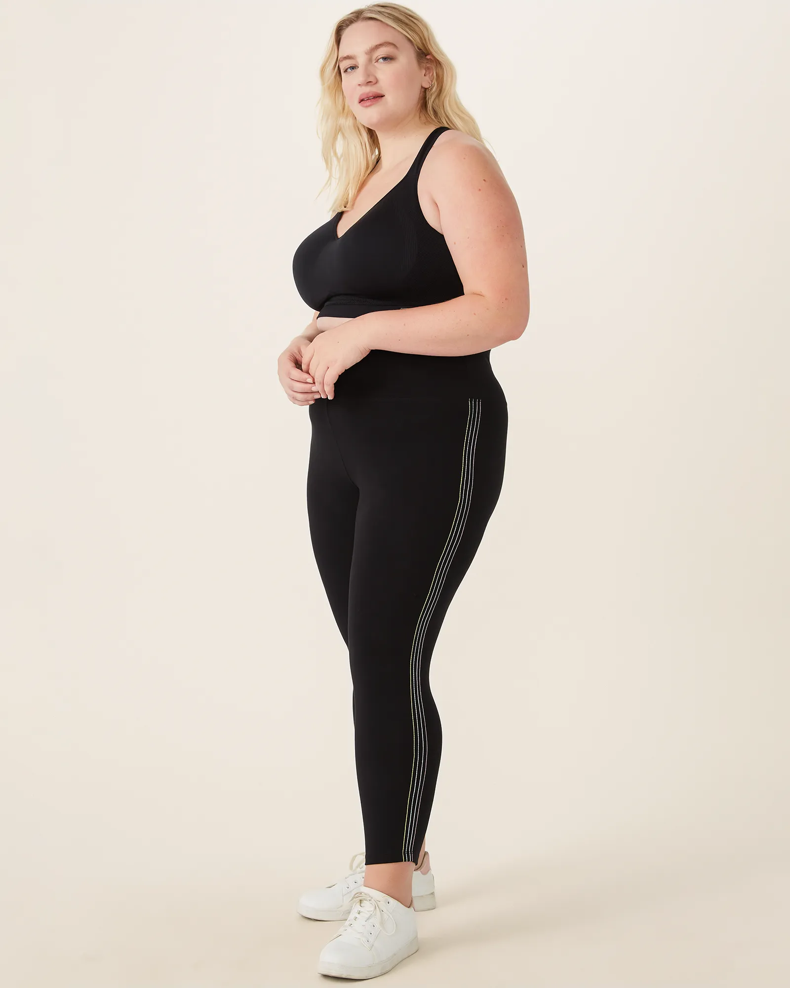 Caitlyn Side Embroidered Legging | Black