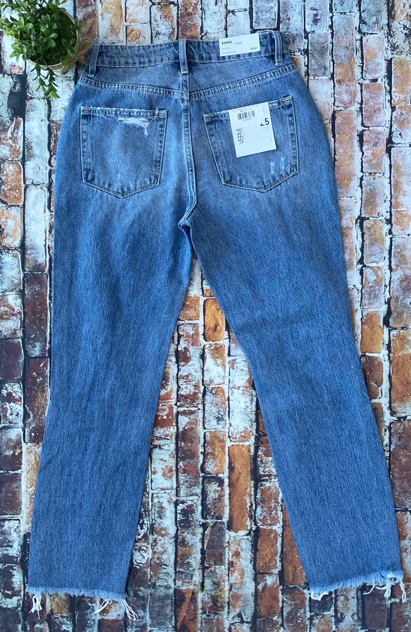 Hannah Distressed Raw Hem Mom Vervet Jeans (
