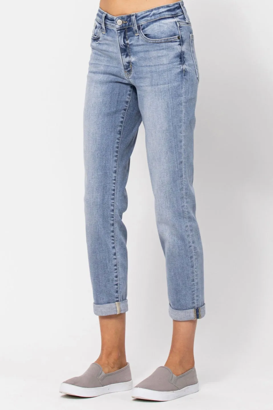 Judy Blue Midrise Light Wash Boyfriend Jeans