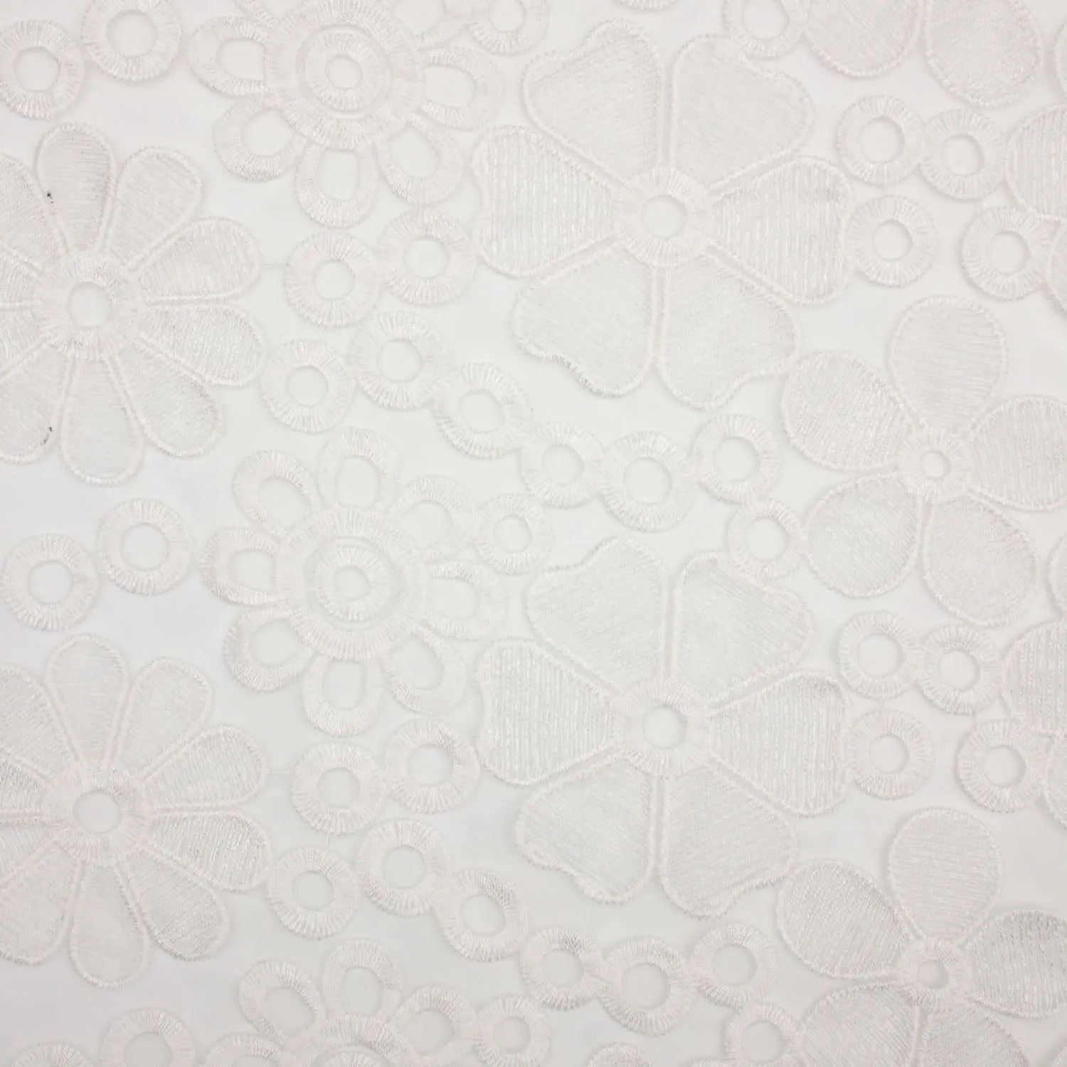 Mons Off White Floral Embriodered Organza SHOWROOM SAMPLE 34CM X 60CM