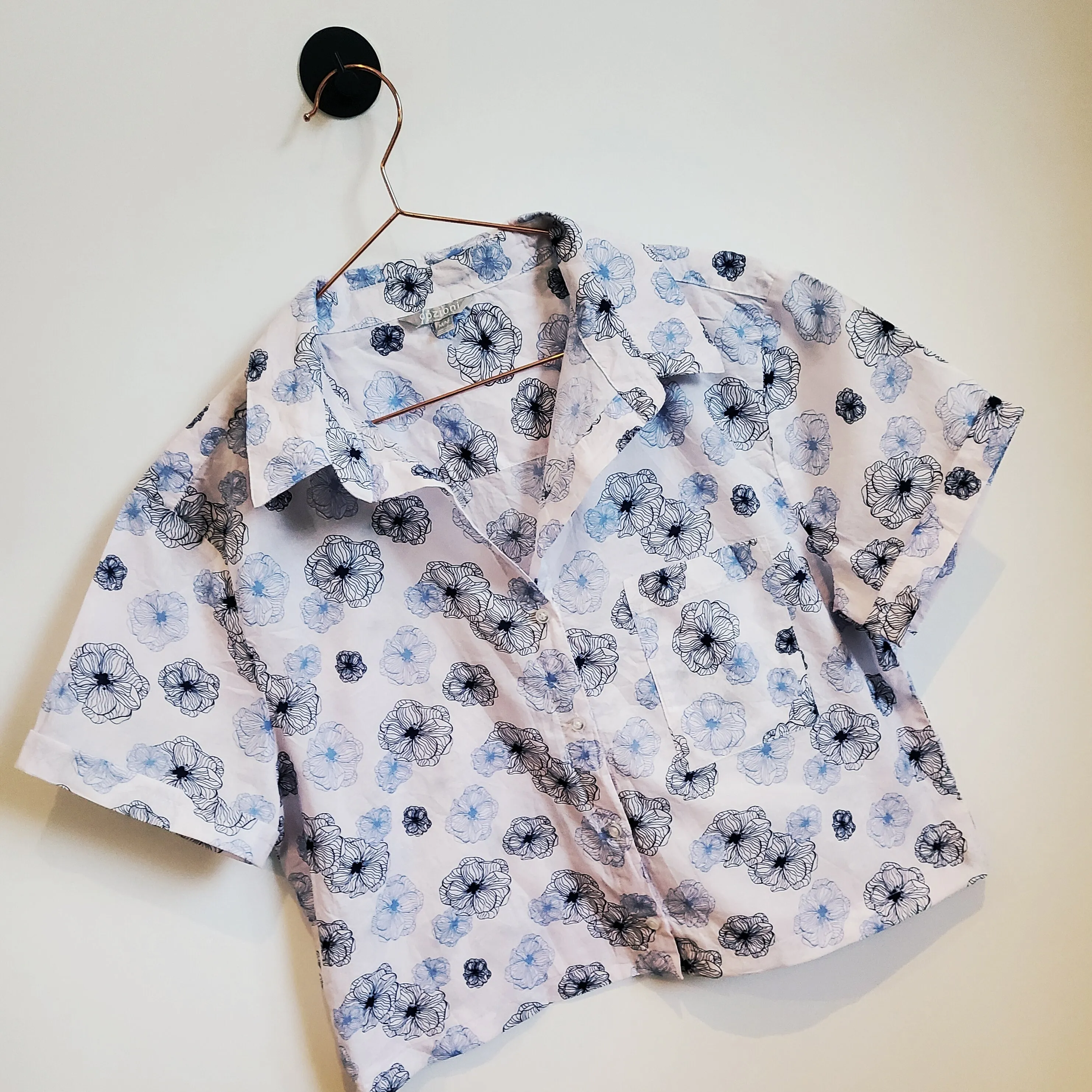 Reworked Vintage 90s Floral Crop Shirt | Size 10