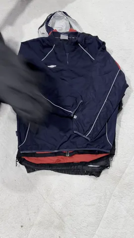 Umbro Windbreakers 16 pieces