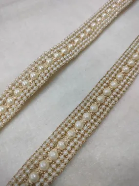 White Embellished Pearl Trim