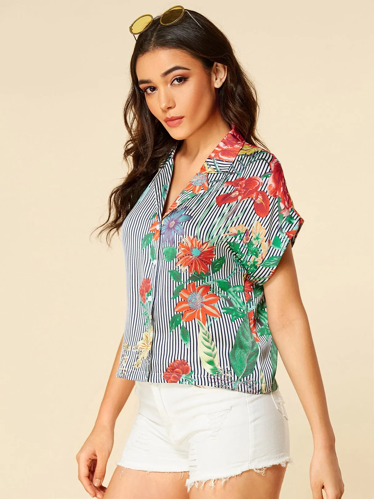 Wholesale Lapel Collar Stripe Floral Print Short Sleeve Blouses