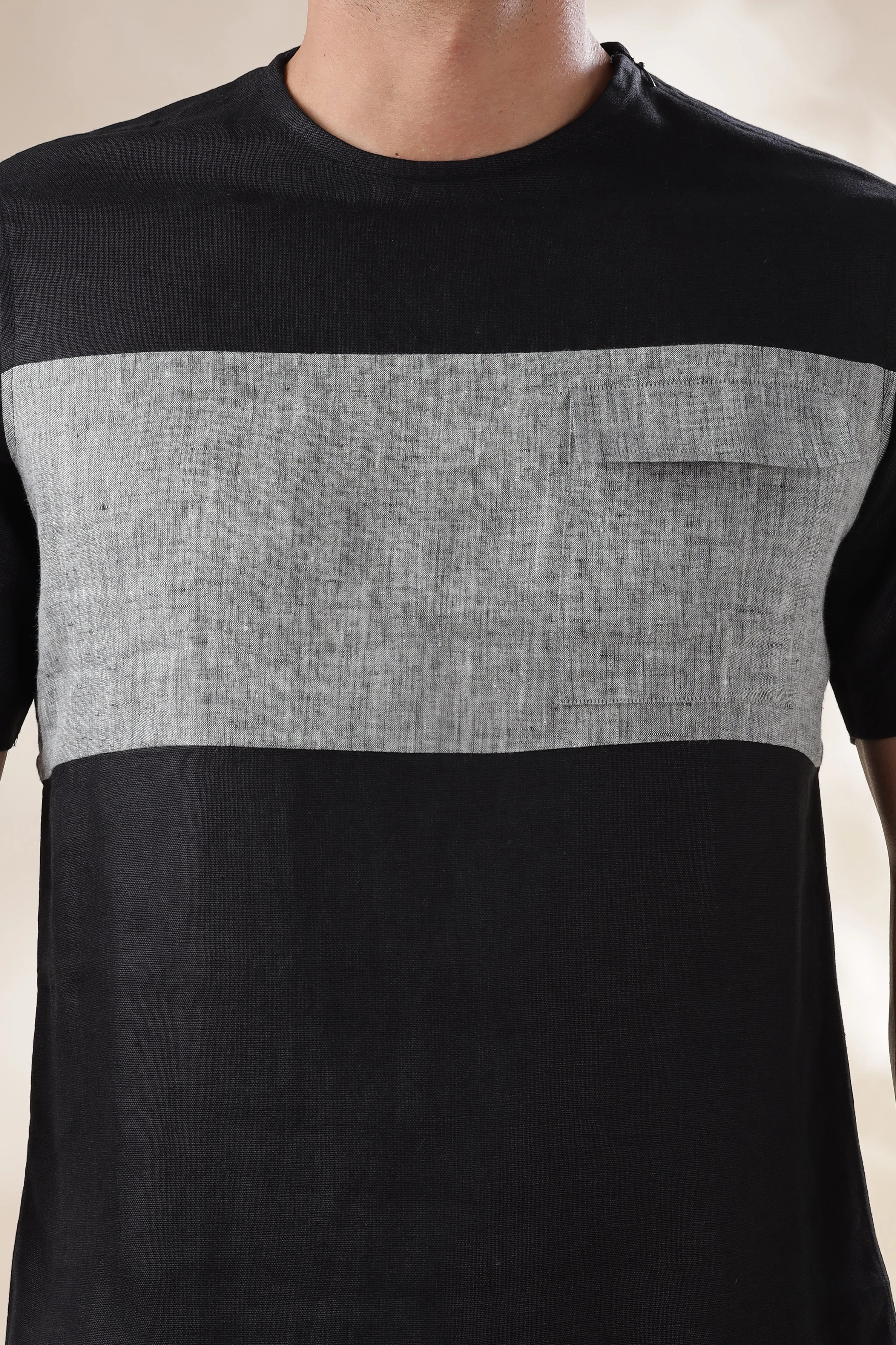 Zach - Double Colour Block Linen Short Sleeve T-Shirt - Black & Grey Black Chambray